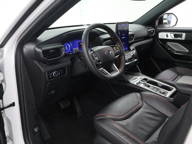 Ford EXPLORER 3.0 V6 EcoBoost PHEV ST-Line | Trekhaak | Panoramadak | B&O | Cruise Control Adaptief | Leder | Parkeercamera 360° | Stoel/Stuurverwarming |