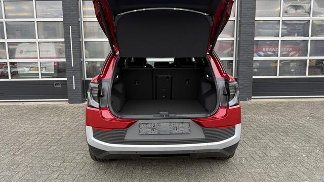 Ford EXPLORER Premium Extended Range RWD 77 kWh ¤4.000 euro korting | Uit voorraad leverbaar | 360 graden camera | AGR stoelen | heads up display | Panorama dak