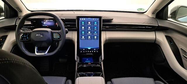 Ford EXPLORER Select Extended Range RWD 77 kWh 286pk | Comfort Pack 2 | AGR Stoelen | Adaptieve Cruise | Winterpack