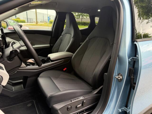 Ford EXPLORER Extended Range AWD 79 kWh 340pk | STUUR/STOEL-VERWARM | 360 CAMERA | MASSSAGE STOEL | ELEKTR KLEP