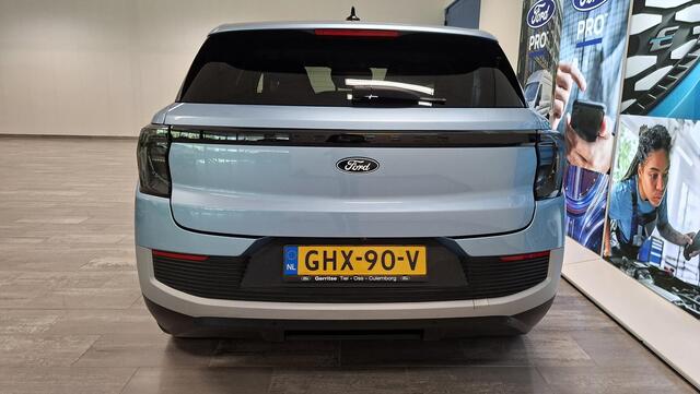 Ford EXPLORER Extended Range RWD 77 kWh | Metaallak | Driver Assistance Pack | Elektrisch wegklapbare trekhaak |