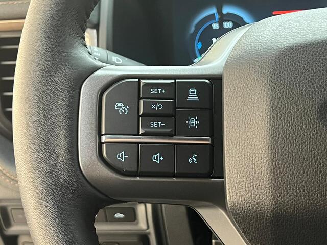 Ford F-150 LIGHTNING Lariat STD