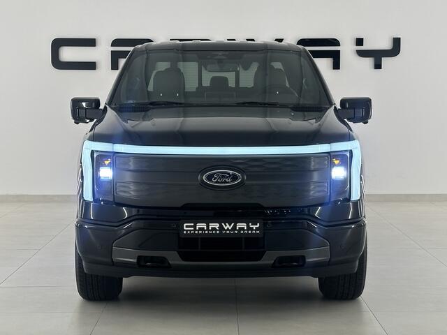 Ford F-150 Lightning Lariat Standard Range