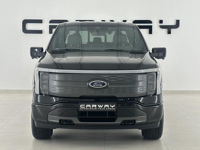 Ford F-150 Lightning Lariat Standard Range