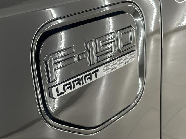 Ford F-150 Lightning Lariat Standard Range