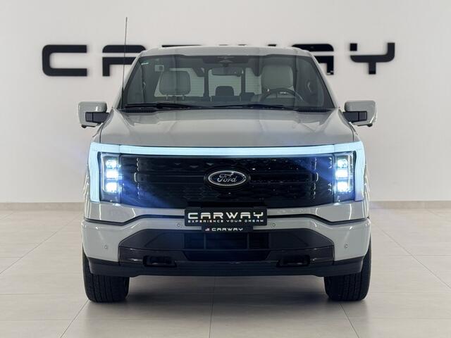 Ford F-150 LIGHTNING Platinum Extended Range