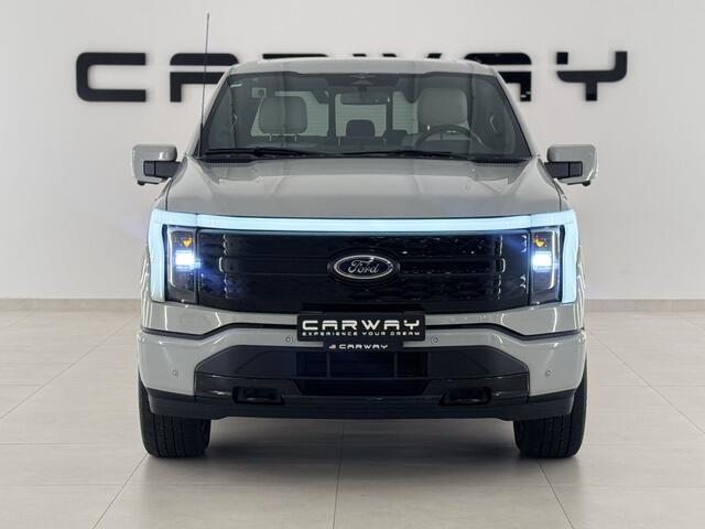 Ford F-150 LIGHTNING Platinum Extended Range