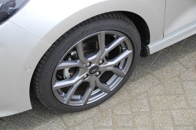 Ford FIESTA 1.0 EcoBoost 100 PK ST-Line X ADAPTIVE CRUISE CAMERA KEYLESS