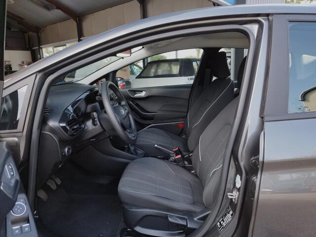 Ford FIESTA 1.1 Cool en Sound ** Airco ** 74.974 km ** Bluetooth ** 16 inch LM velgen