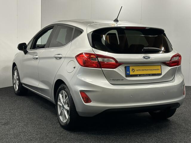 Ford FIESTA 1.0 EcoBoost Titanium CRUISE CONTROL APPLE CARPLAY/ANDROID STUUR EN VOORRUITVERWARMING RIJSTROOKSENSOREN PDC ZEER MOOI !! LOCATIE 3010