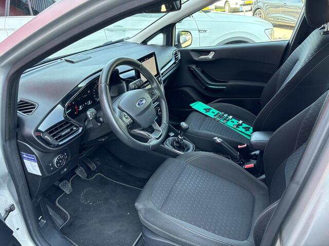 Ford FIESTA 1.0 EcoBoost 100PK Titanium CLIMA / CARPLAY / NAVI / BLUETOOTH / CRUISE / DAB+ / NL-AUTO