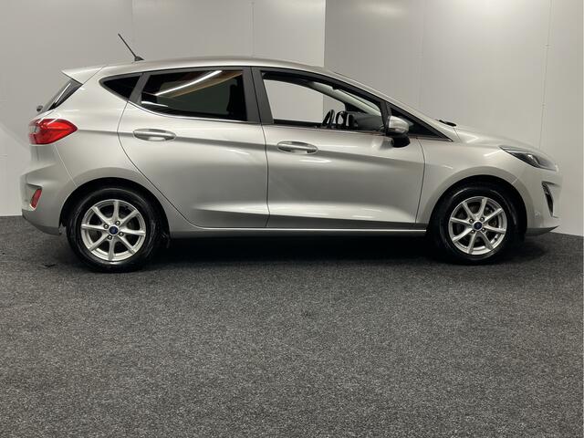 Ford FIESTA 1.0 EcoBoost Titanium CRUISE CONTROL APPLE CARPLAY/ANDROID STUUR EN VOORRUITVERWARMING RIJSTROOKSENSOREN PDC ZEER MOOI !! LOCATIE 1001-4