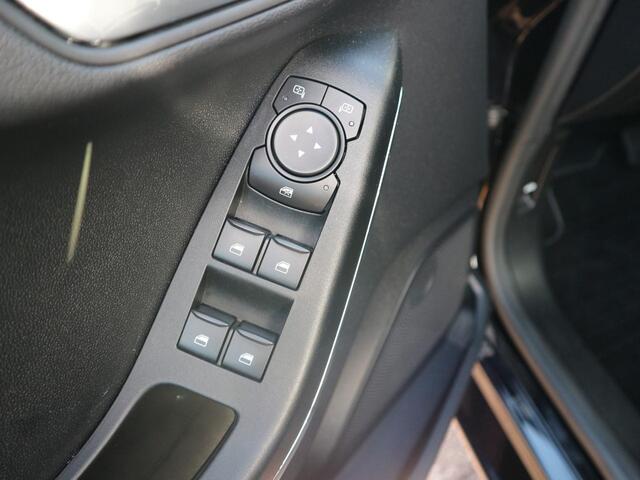 Ford FIESTA 1.0 EcoBoost Hybrid Titanium X * WINTER- * COMFORT- * PARKING- * DRIVER ASS.- * MULTIMEDIA PACK *