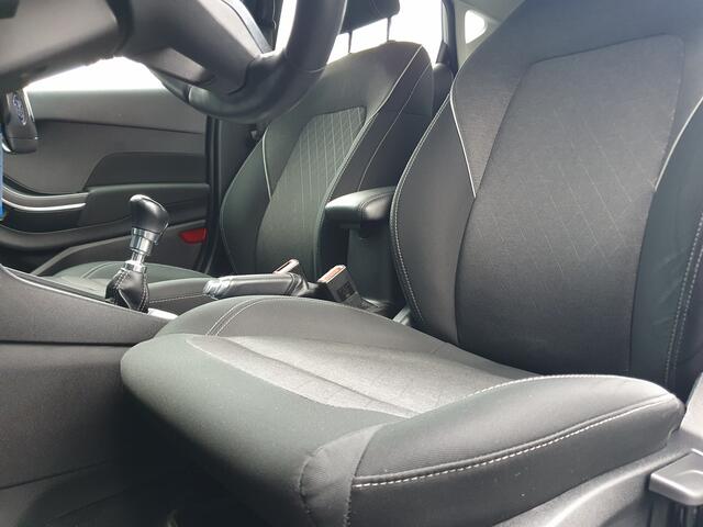 Ford FIESTA 1.1 ACTIVE NAVI/CRUISE/AIRCO/STOELVERW/LMV