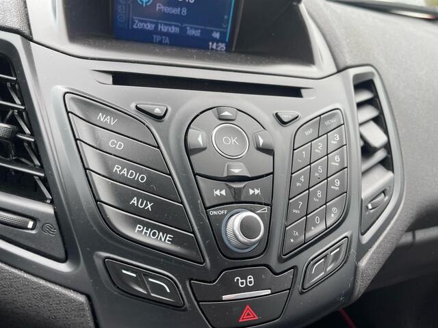 Ford FIESTA 1.0 EcoBoost ST Line 100pk | Trekhaak | Achterspoiler | Navigatie | Voorruit verwarming | Dealer onderhouden