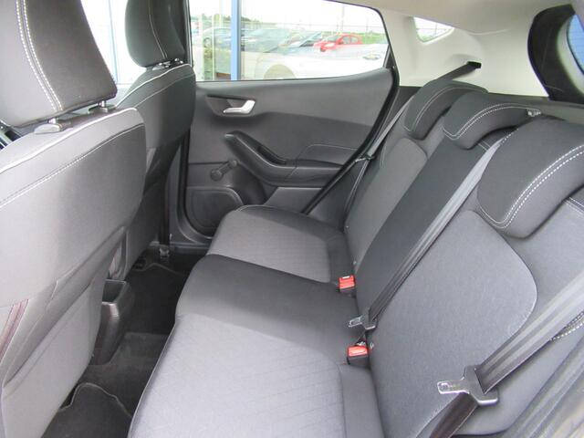 Ford FIESTA 1.0 EcoBoost Active Trekhaak / Apple Carplay + Android Auto / Trekhaak / Climate control / Parkeersensoren / 17" Velgen