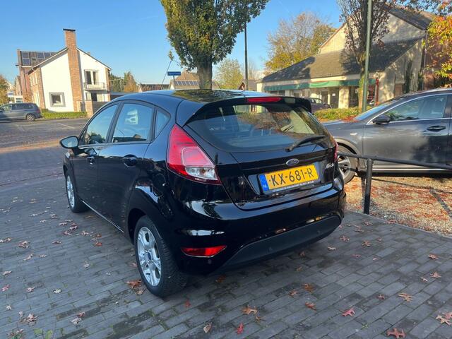 Ford FIESTA 1.0 STYLE ULTIMATE / NAVI / CRUISE CTR. / AIRCO / PDC / LM-VELGE