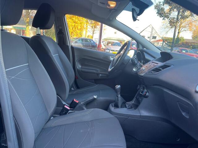 Ford FIESTA 1.0 STYLE ULTIMATE / NAVI / CRUISE CTR. / AIRCO / PDC / LM-VELGE