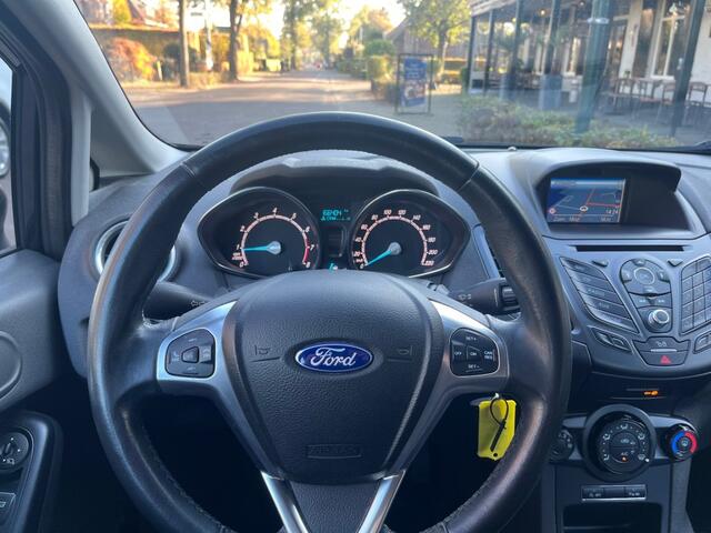 Ford FIESTA 1.0 STYLE ULTIMATE / NAVI / CRUISE CTR. / AIRCO / PDC / LM-VELGE