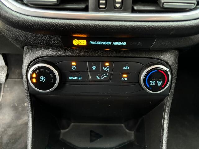 Ford FIESTA 1.1 NAVI AIRCO CRUISE PDC