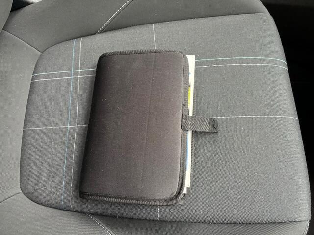 Ford FIESTA 1.1 NAVI AIRCO CRUISE PDC