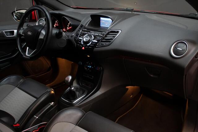 Ford FIESTA 1.6 182pk ST-2 STYLE PACK |Maxton|H&R verlagingsveren|Friedrich sportuitlaat|stage 1|parkeercamera met sensoren|bluetooth|navigatie|17"|