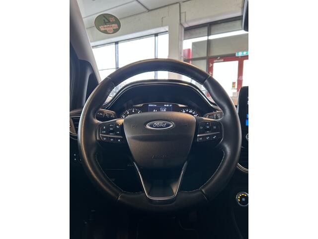 Ford FIESTA 1.0 EcoBoost Titanium | Adaptieve cruise control | Bang&Olufsen | Achteruitrijcamera | Navigatie | Apple carplay | Park assist | Parkeersensoren v+a | Climate control | LED | Nederlands geleverd