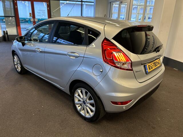 Ford FIESTA 1.0 EcoBoost Titanium | Navigatie | Cruise control | Climate control | Bluetooth | Elek. inklapbare spiegels | 5 Deurs