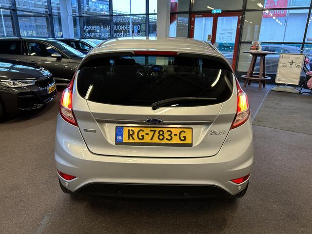 Ford FIESTA 1.0 EcoBoost Titanium | Navigatie | Cruise control | Climate control | Bluetooth | Elek. inklapbare spiegels | 5 Deurs