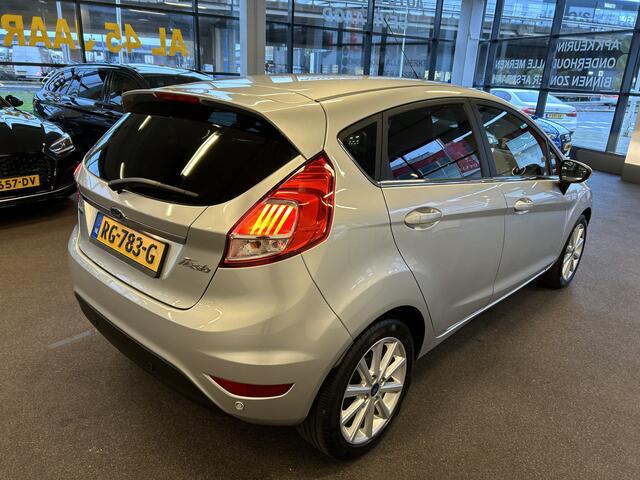 Ford FIESTA 1.0 EcoBoost Titanium | Navigatie | Cruise control | Climate control | Bluetooth | Elek. inklapbare spiegels | 5 Deurs