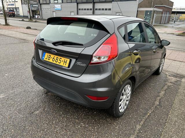 Ford FIESTA 1.0 Style navigatie