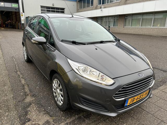 Ford FIESTA 1.0 Style navigatie