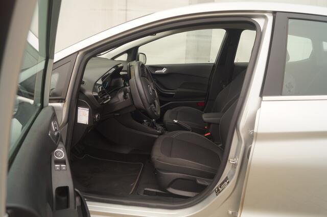 Ford FIESTA 1.0 EcoBoost Titanium -NAVI-ECC-CRUISE-