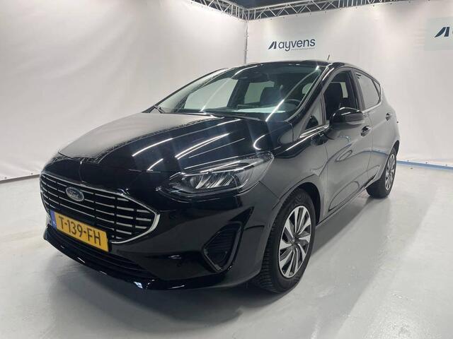 Ford FIESTA 125pk EcoBoost Hybrid Titanium X B&O Navi Camera Winter Parking pack Privacy glass All season banden