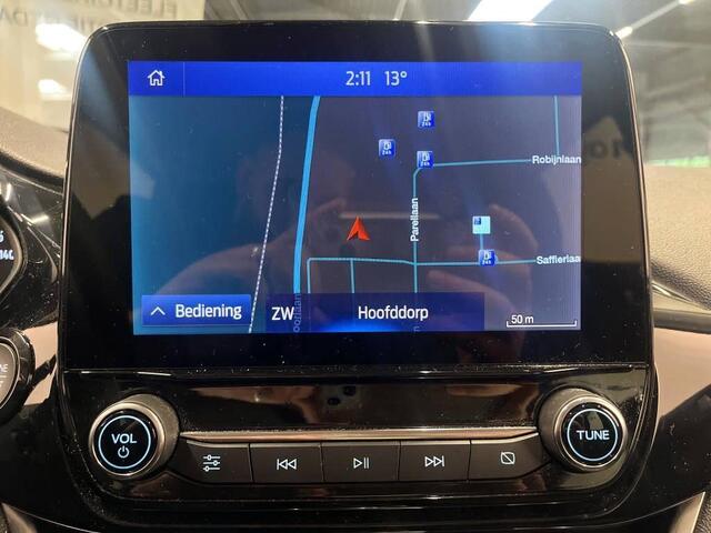 Ford FIESTA 125pk EcoBoost Hybrid Titanium X B&O Navi Camera Winter Parking pack Privacy glass All season banden