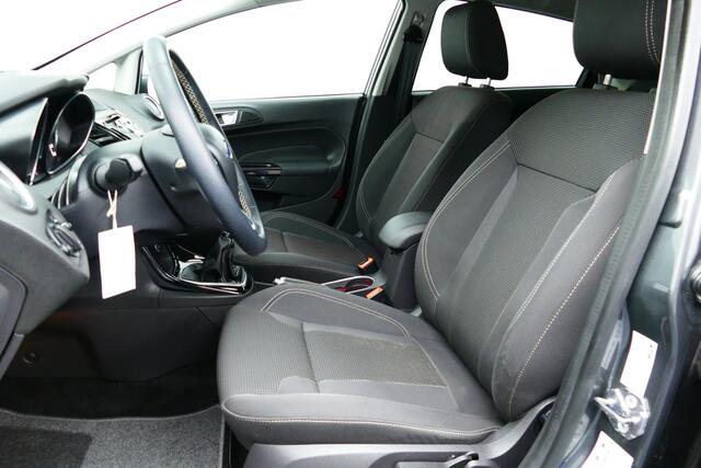 Ford FIESTA 1.0 100pk EcoBoost Titanium. Navi, Clima, Cruise, 16"LMV, Park Sensors V+A