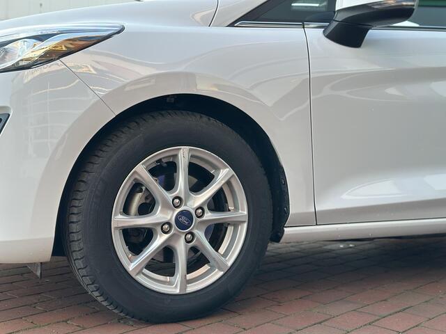 Ford FIESTA 1.0 EcoBoost Hybrid Titanium