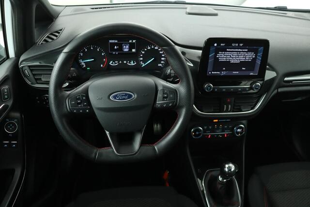 Ford FIESTA 1.0 EcoBoost ST-Line | Stoel & stuurverwarming | Camera | Carplay | Climate control | Sportstoelen | Cruise control | PDC | Bluetooth