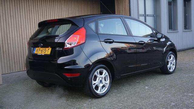 Ford FIESTA 1.0 81pk 5Drs Style Ultimate Navi Airco Cruise Control 15inch LM PDC Elek.Pakket *NL auto* 73830km!