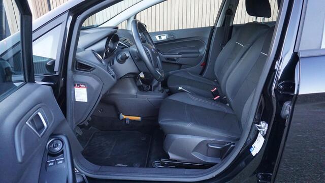 Ford FIESTA 1.0 81pk 5Drs Style Ultimate Navi Airco Cruise Control 15inch LM PDC Elek.Pakket *NL auto* 73830km!