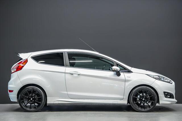Ford FIESTA ST-Line 1.0 125pk |Maxton|Sparco 17"|climate control|cruise control|navi|bluetooth|parkeersensoren|voorruit verwarming|