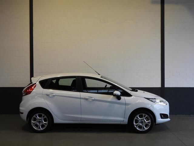 Ford FIESTA 1.0i Style Ultimate NAVI/AIRCO/CRUISE/PDC/LMV!