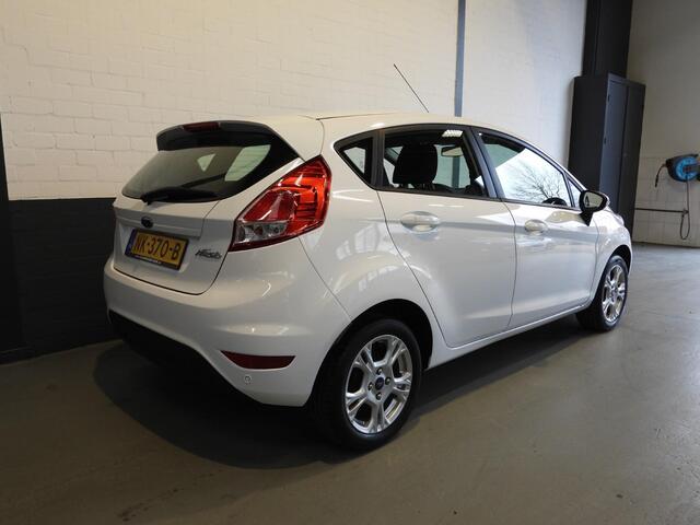 Ford FIESTA 1.0i Style Ultimate NAVI/AIRCO/CRUISE/PDC/LMV!