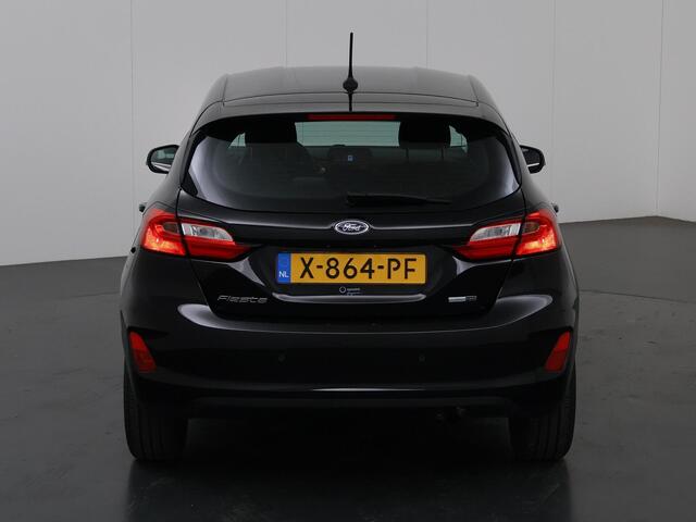 Ford FIESTA 1.0 EcoBoost Titanium | Winterpakket | Climate Control | Cruise Control | Parkeersensoren |
