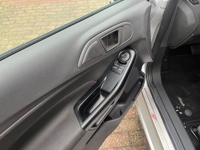 Ford FIESTA 1.6 Active