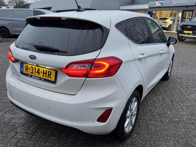 Ford FIESTA 1.0 EcoBoost Titanium 100pk Achteruitrijcamera | Adaptieve Cruise | Navigatie | Matrix LED Koplampen | Winterpack
