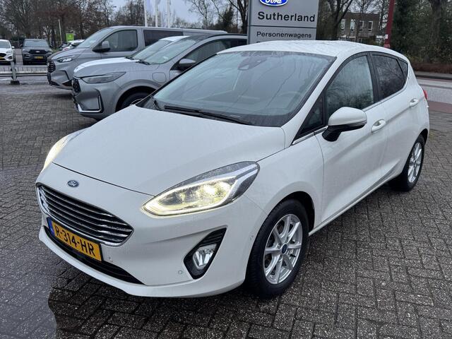 Ford FIESTA 1.0 EcoBoost Titanium 100pk Achteruitrijcamera | Adaptieve Cruise | Navigatie | Matrix LED Koplampen | Winterpack