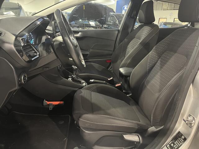 Ford FIESTA EcoBoost 95PK Titanium | Lichtmetalen velgen I Climate I PDC I Apple carplay/Androidauto
