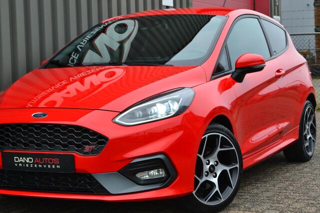 Ford FIESTA Fiesta 1.5 ST3 200PK LED/Carplay/Recaro/Cruise