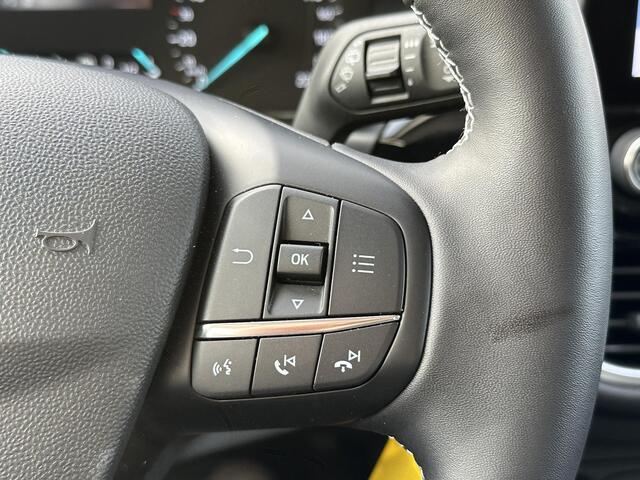 Ford FIESTA 1.0 EcoBoost Hybrid Titanium Automaat / Navigatie via Android Auto/Apple Carplay / Stoelverwarming / Parkeersensor Achter